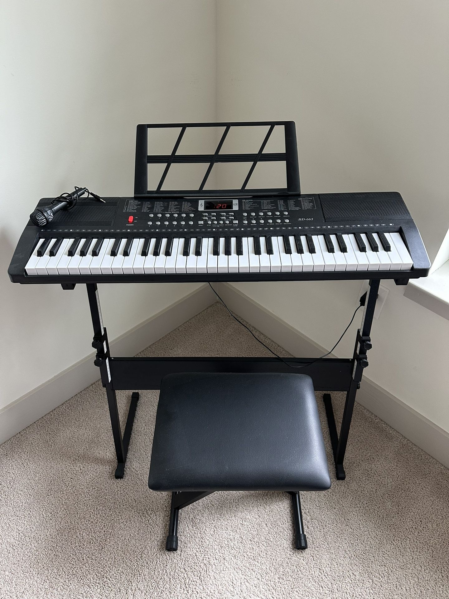 Key Electric Piano Keyboard