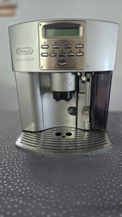 Delonghi Fully Automatic Coffe Machine