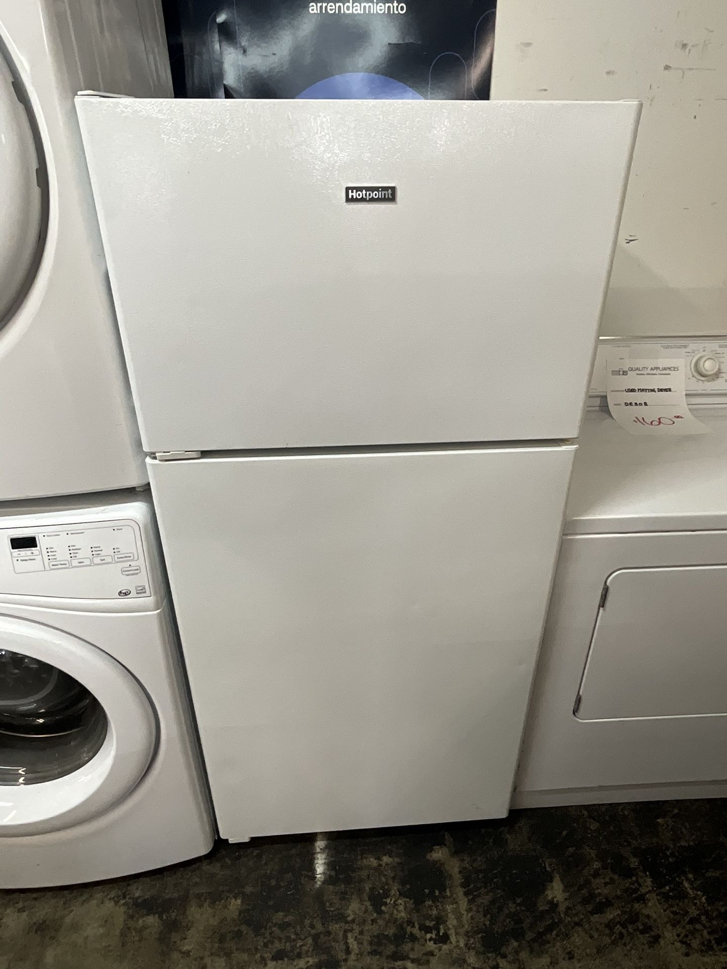 Hotpoint Top Freezer Refrigerator 