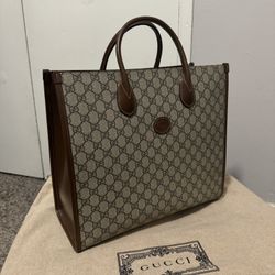 Gucci Medium Tote with Interlocking G