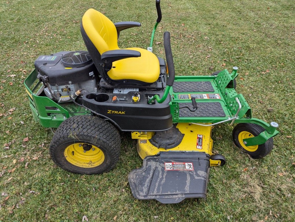 John Deere Z355R 48" Zero Turn Mower