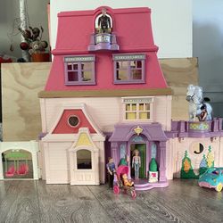 Loving Family Fisher Price Doll House w/ Tons of Furniture ages 3-6+Jo