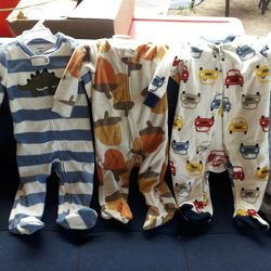 4  Pijamas 9 M    X 25 Dlls