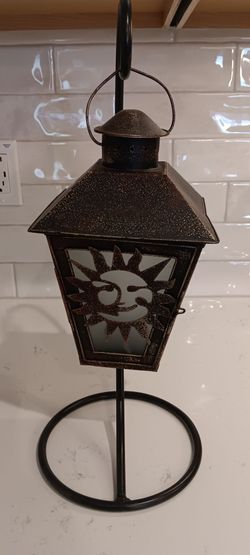 Wrought iron candle latern
