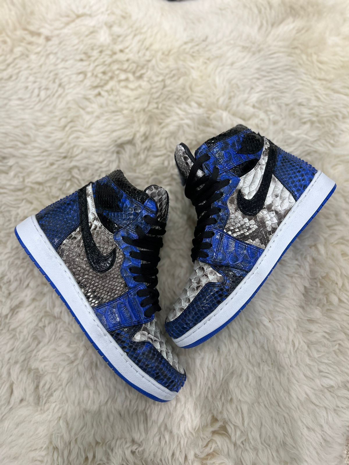 Air jordan 1 Style Authentic Python Skin 