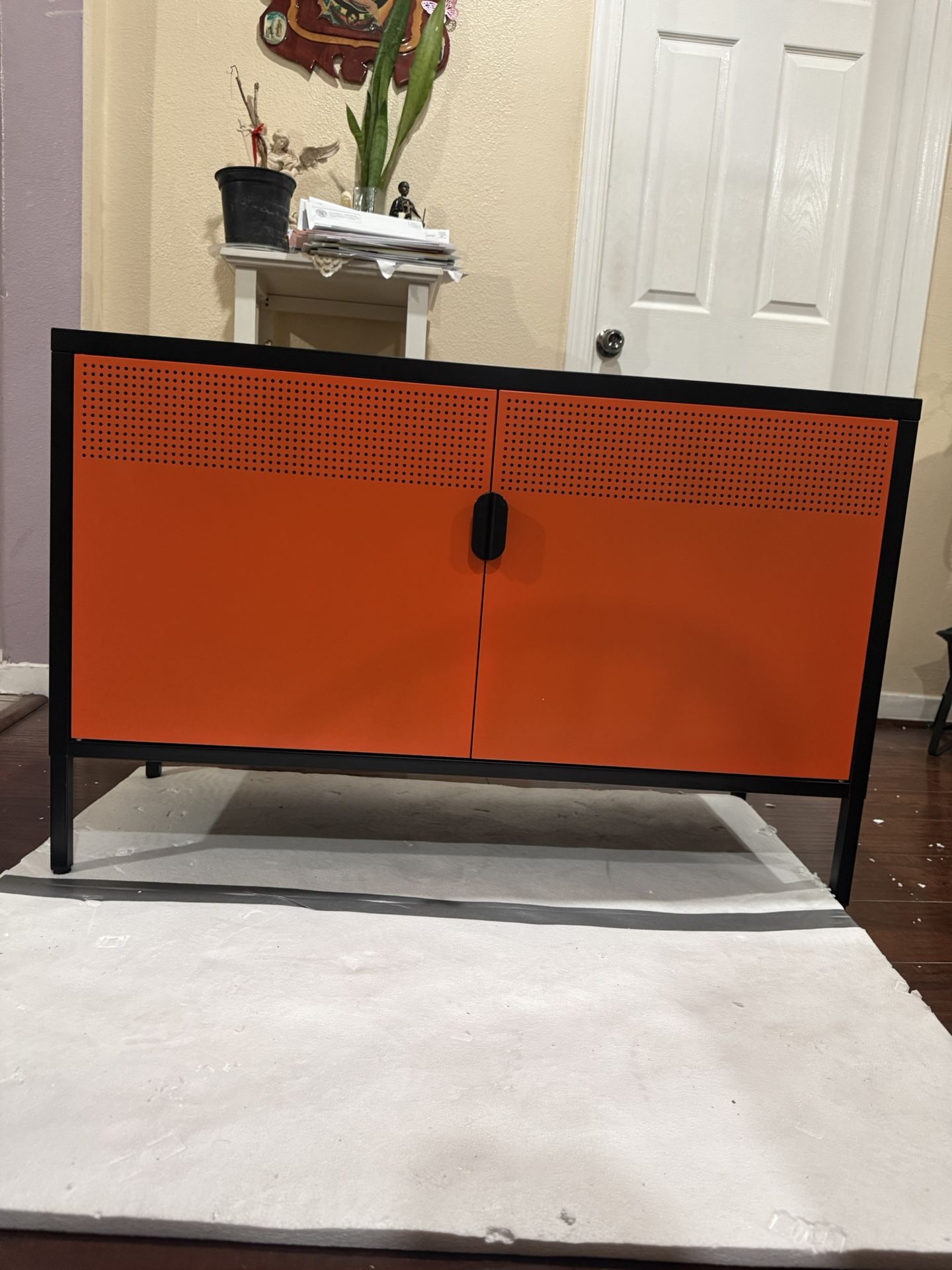 Cabinet Locker