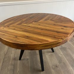 Round 48” Dining Room Table 