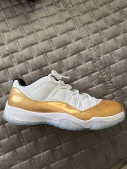 Air Jordan 11 Low White Gold Sneaker