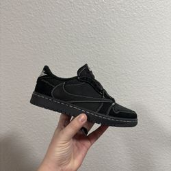 Jordan Retro 1 Low Phantom Travis 