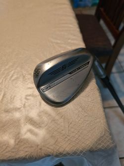 EXCELLENT CONDITION!' TITLEIST SM10 GOLF CLUB 56 DEGREE WEDGE WITH GRAPHITE SHAFT