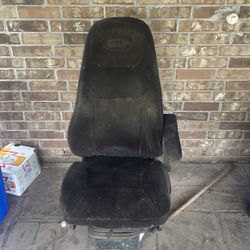 peterbilt driver seat 