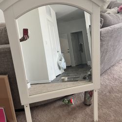 Mirror 