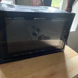 Soundstream VM-622HB Double DIN Bluetooth Digital Media Receiver w/ 6.2" Touchscreen