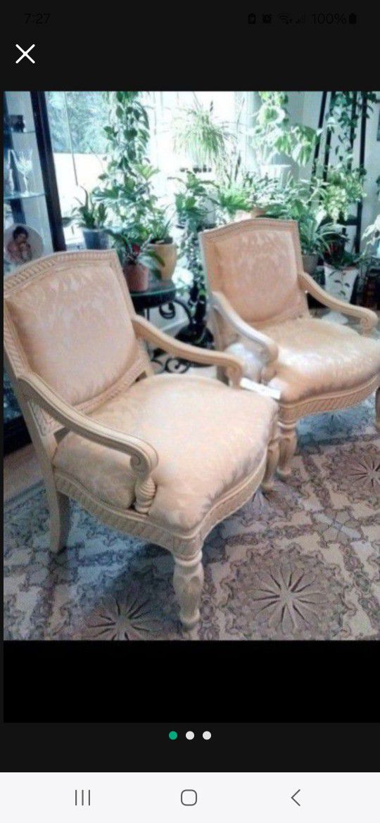 2 Armchairs. Vintage. 