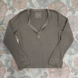 Aerie Women's Long Sleeve Ribbed Sweatshirt Vneck Shirt Blouse Soft Gray Size XL