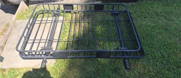 Full size roof rack with cross bars