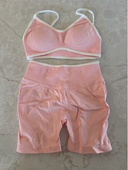 NEW TEVEO Seamless Pink 2-Piece Workout Set |, S, M