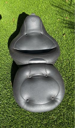 Mustang Regal touring seat