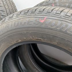 4 Tires 235/60/18  Bridgestone  All Season