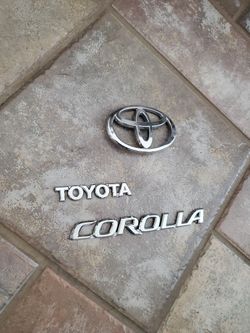 Toyota Emblem Oem