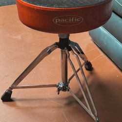 Pacific Drum Throne 
