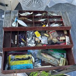 FISHING TACKLE WITH BOX