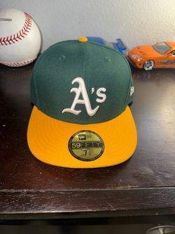 A’s fitted Hat