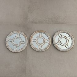 Set Of 3 Little Circle Mirrors - Brushed Gold