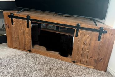 Corner TV Stand