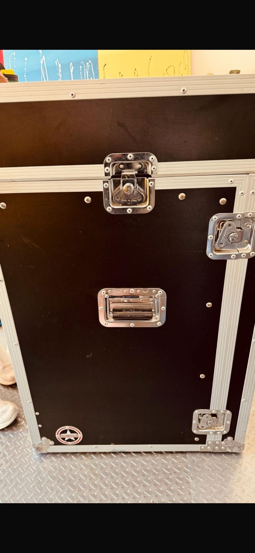 Black Box With Wheels (care On Musicians Instrument)