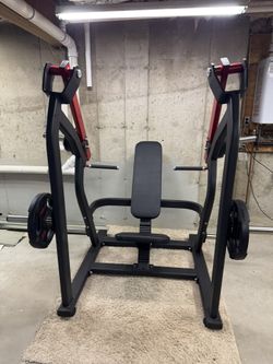 Commercial Shoulder Press Machine