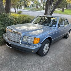 1987 Mercedes-Benz 300
