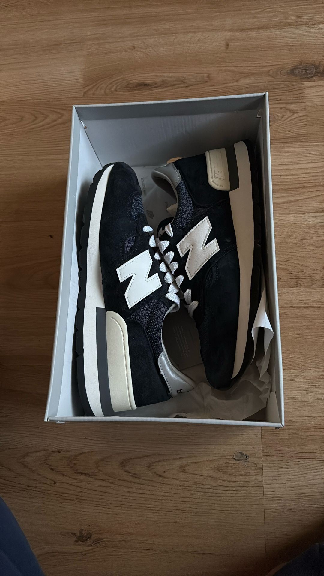 New Balance M990NV1 Navy Men’s Size 7.5