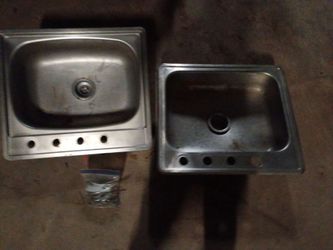 Stainless steel sinks