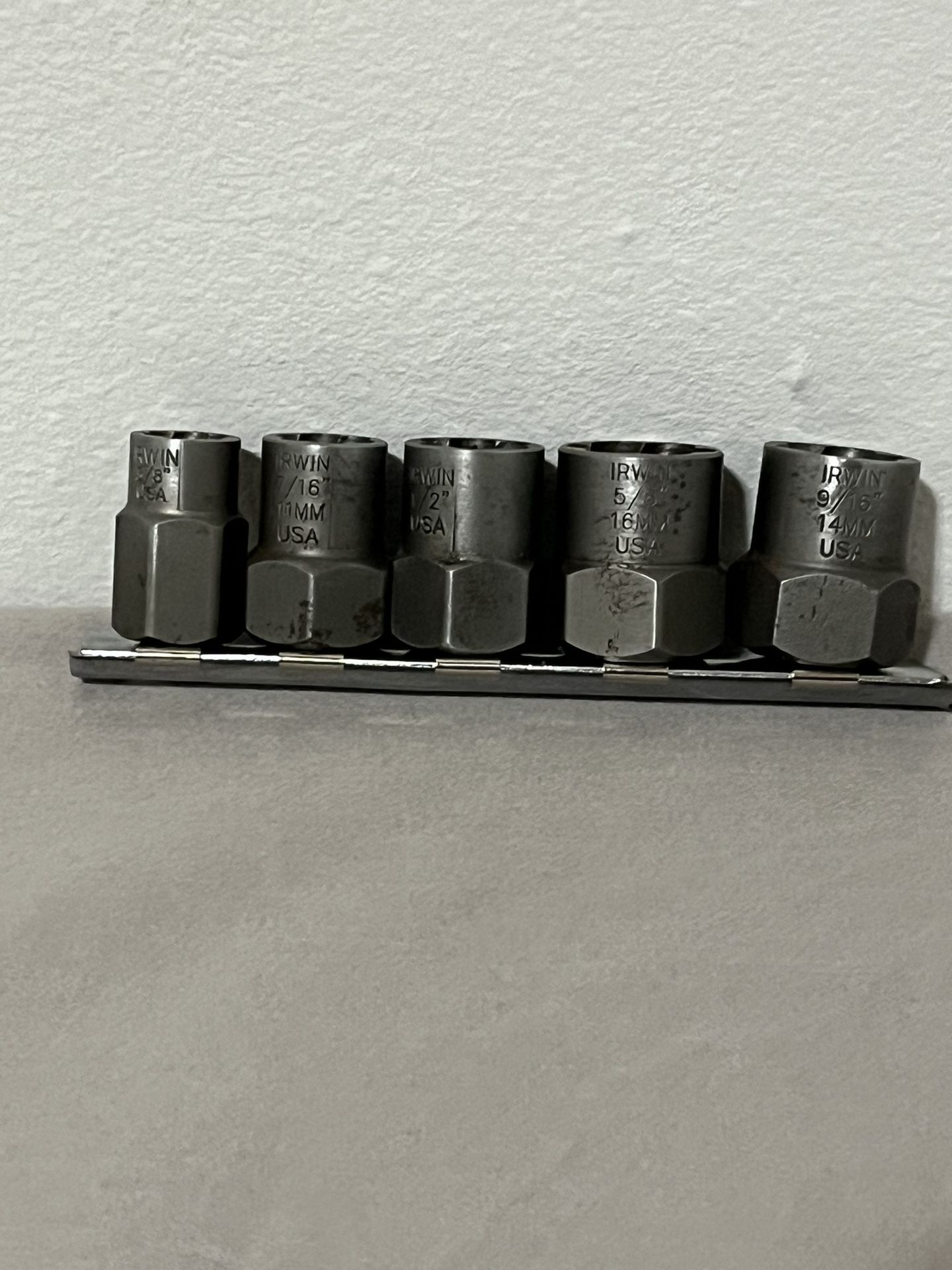Irwin Bolt Extractor 5-Piece 3/8ths Drive