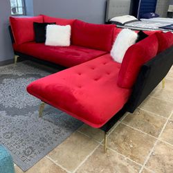 Nessa Velvet Red/Black RAF Sectional /couch /Living room set