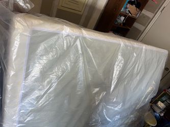 Full mattress for sale asking 100$