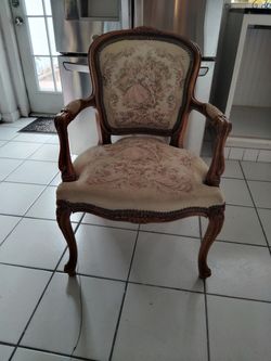Decorative chair
