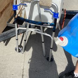 Walker 60 Bucks