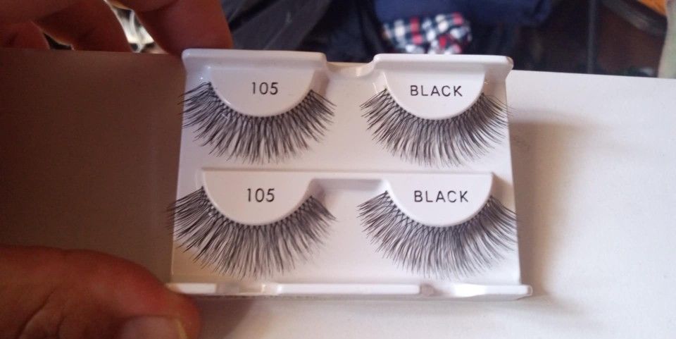 Eyeslashes