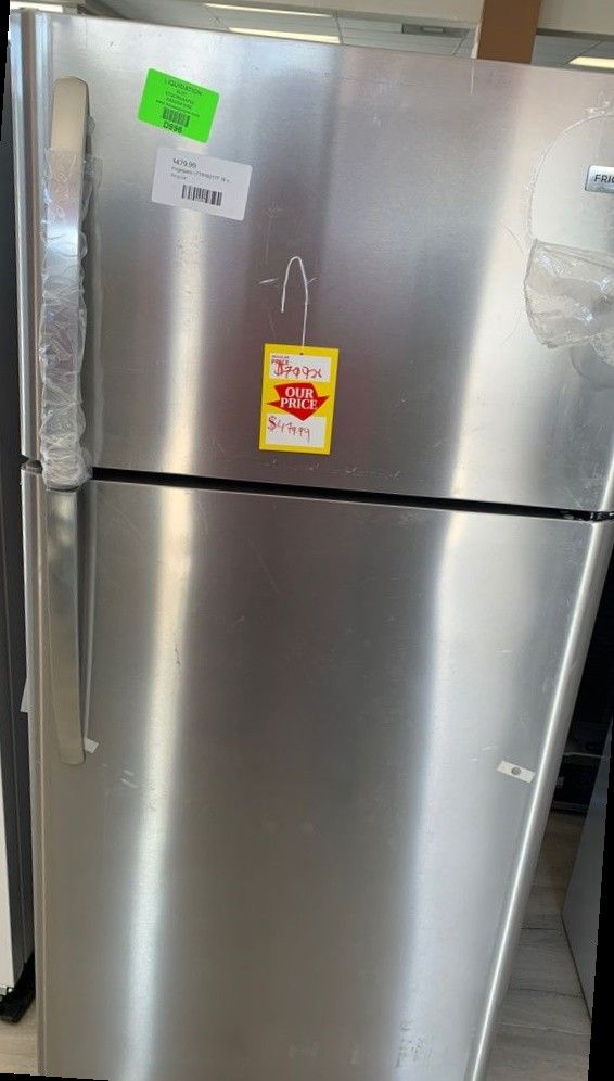 BRAND NEW FRIGIDAIRE LFTR1821TF REFRIGERATOR