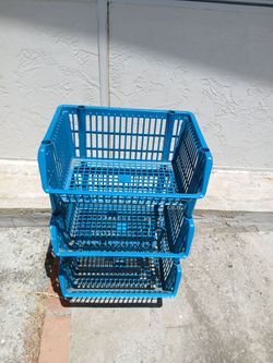 Stack baskets