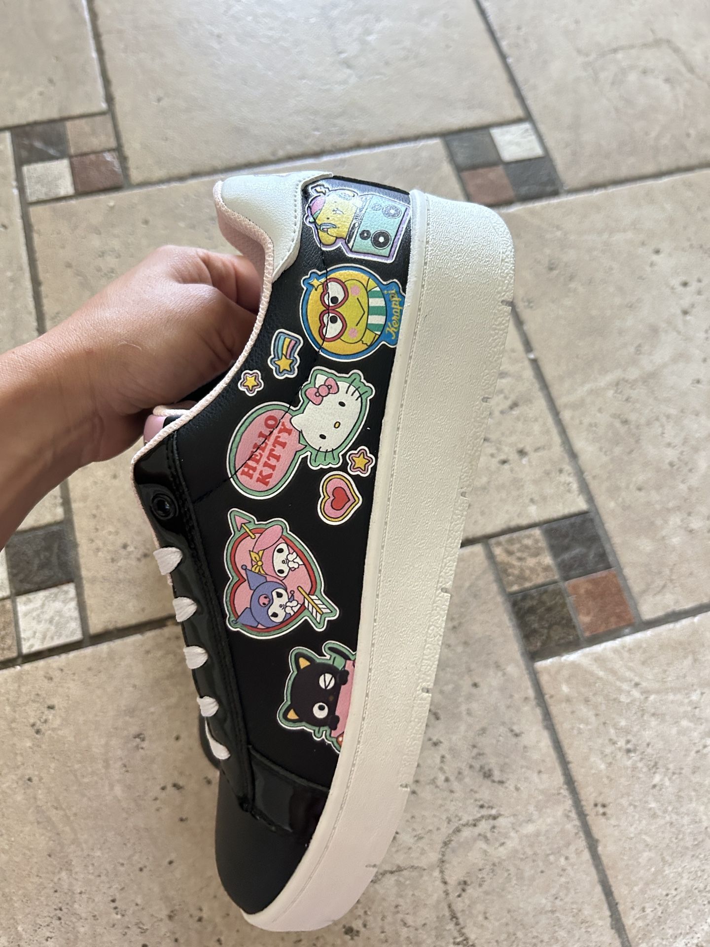 NWT Licensed Hello Kitty & Friends women sneakers Size 10