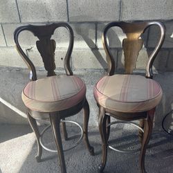 2 Bar Stools