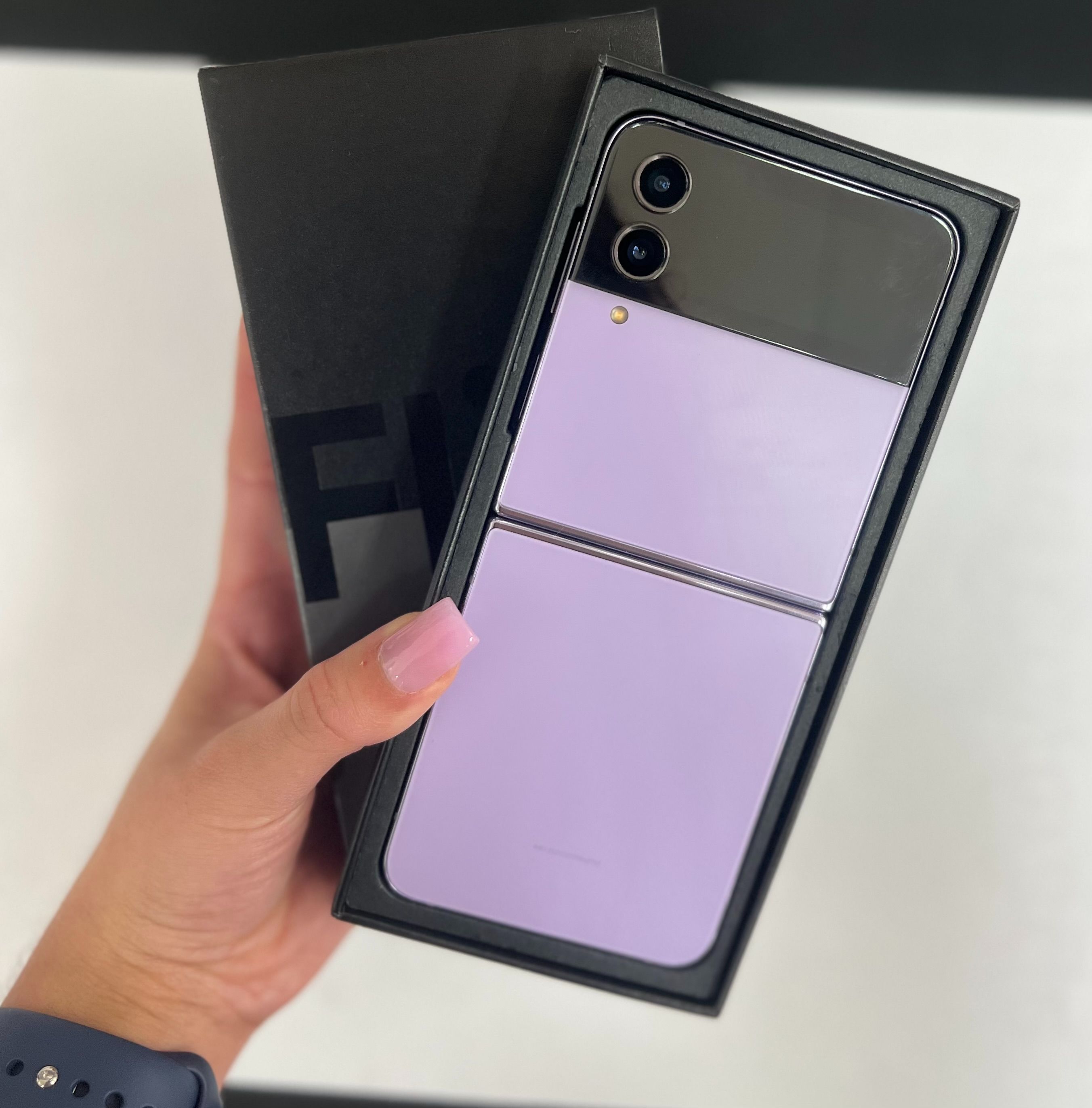 Samsung Galaxy Z Flip 4