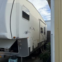 RV Trailer 