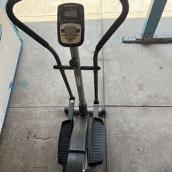 Weslo Momentum CT 3.0 Elliptical 