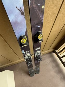 Vishnu Key Plus skis 186