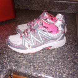 Like Brand new Size 8