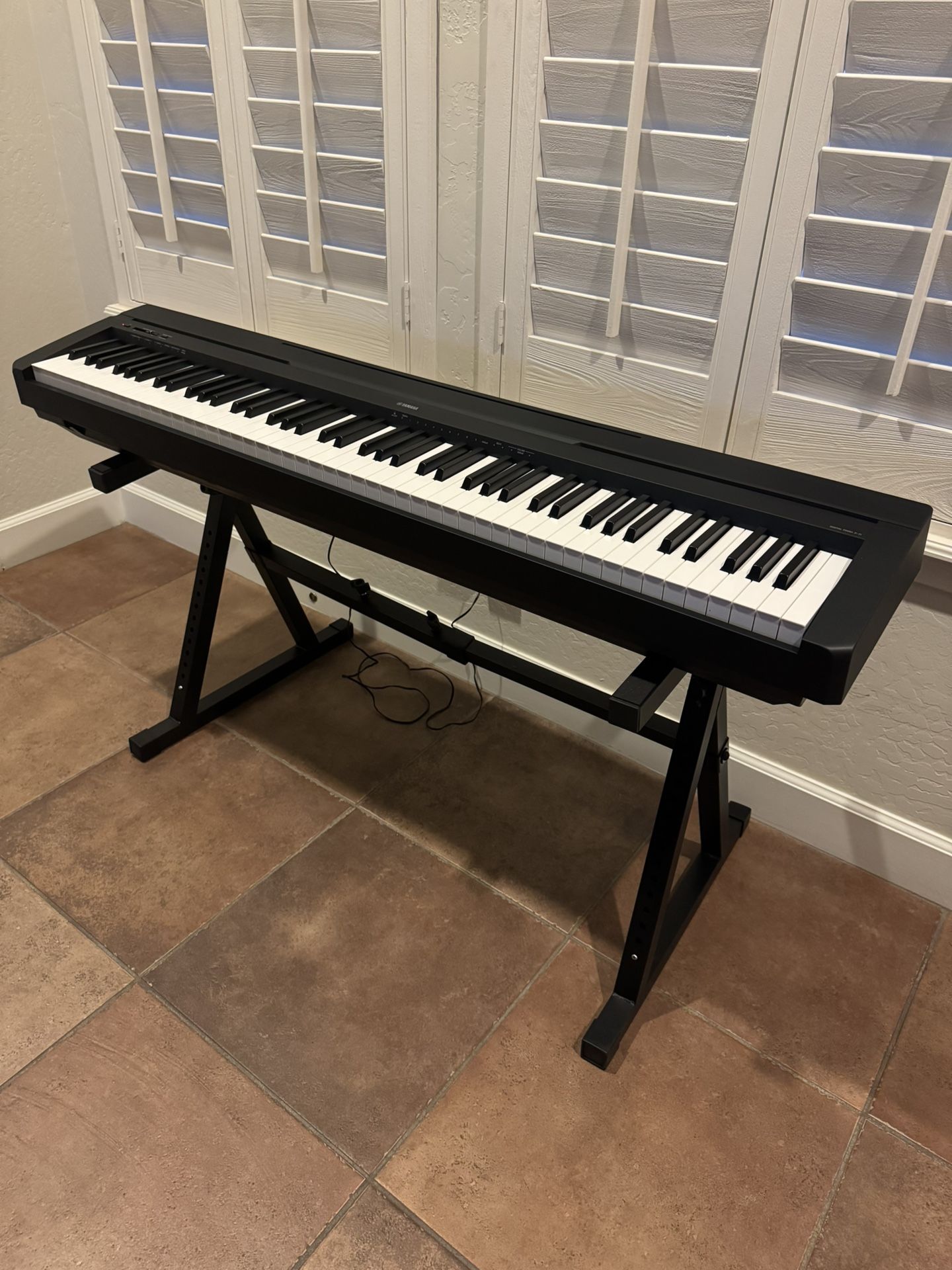 Yamaha Piano P-71